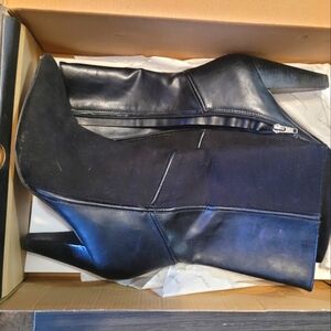 Heeled leather and suede boot